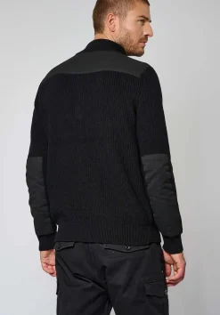 Pulls<Kaporal KEZIO