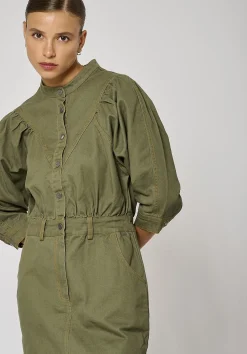 Robes<Kaporal MARIL