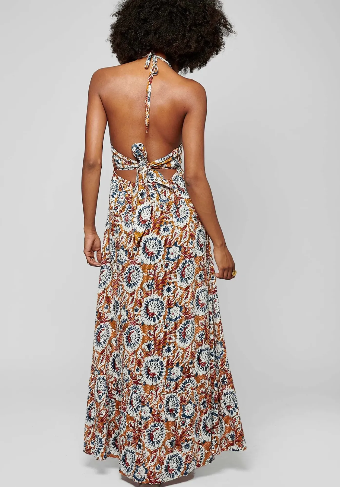 Robes<Kaporal SANDA