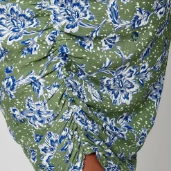 Robes<Kaporal SELEK